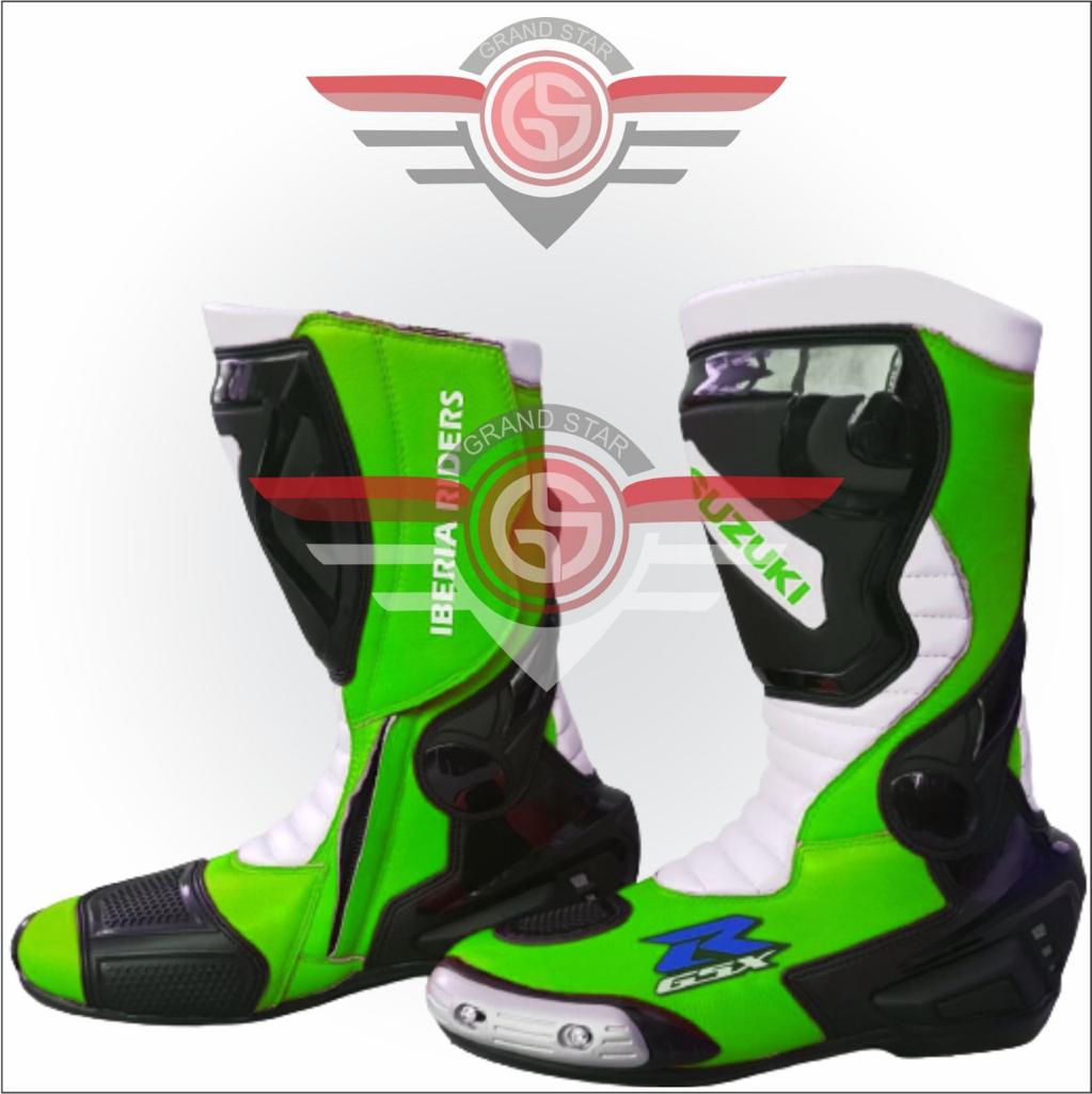 Suzuki Motorcycle Boots - Safety & Style